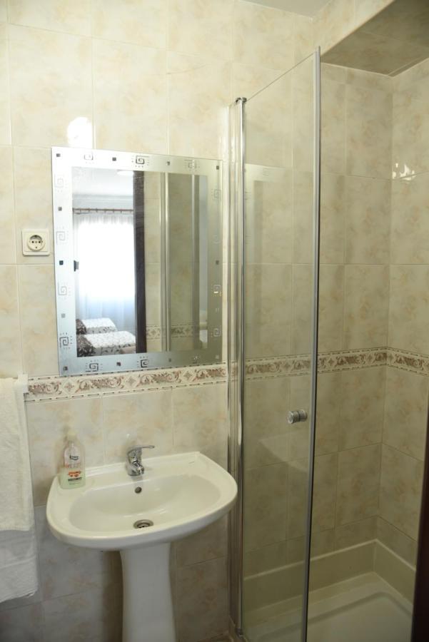 Flor Da Primavera - Residencial E Apartamentos Azambuja Kültér fotó
